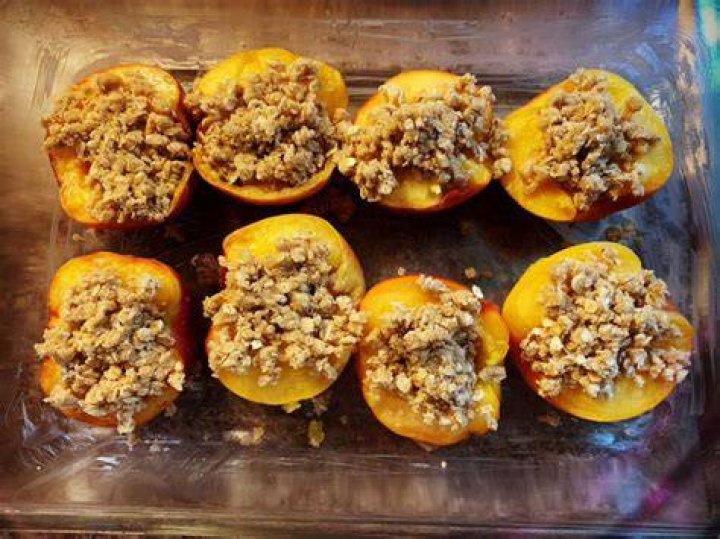 Baked Peaches with Brown Sugar Streusel