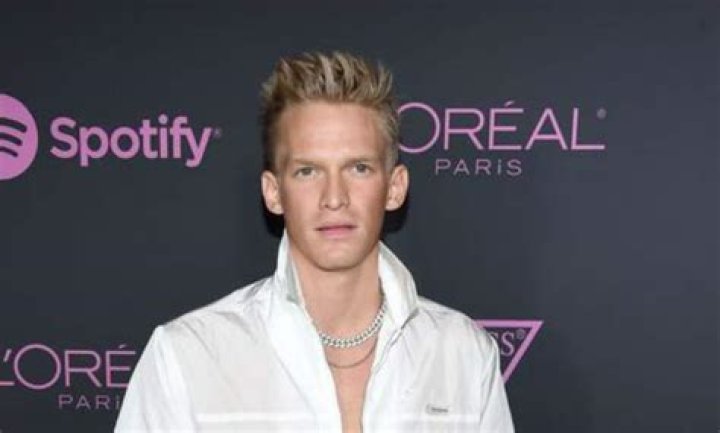 Cody Simpson Height, Weight, Body Measurements, Shoe Size