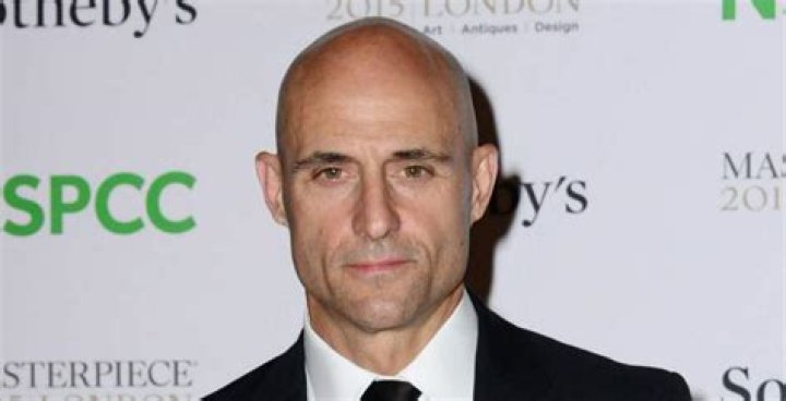 Mark Strong Height, Weight, Body Measurements, Shoe Size