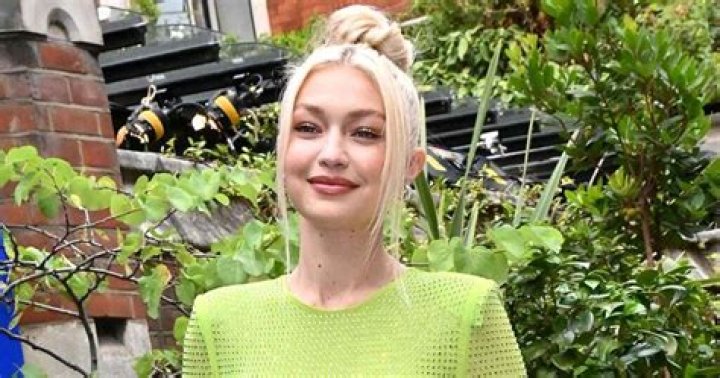 What Perfume Does Bella Hadid Wear?